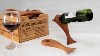 Wine Bottle Balancer - Display your wine